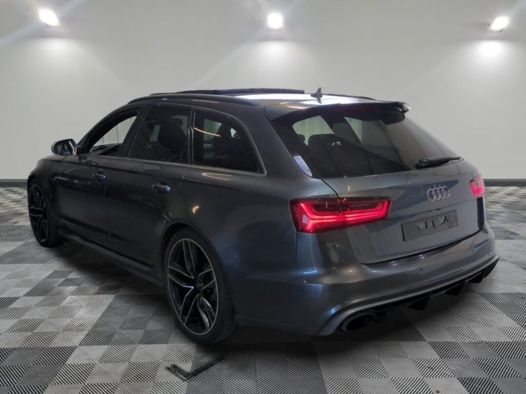 AUDI - RS6 AVANT PERFORMANCE V8 4.0 TFSI 605 QUATTRO TIPTRONIC 8