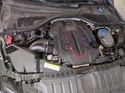 AUDI - RS6 AVANT PERFORMANCE V8 4.0 TFSI 605 QUATTRO TIPTRONIC 8