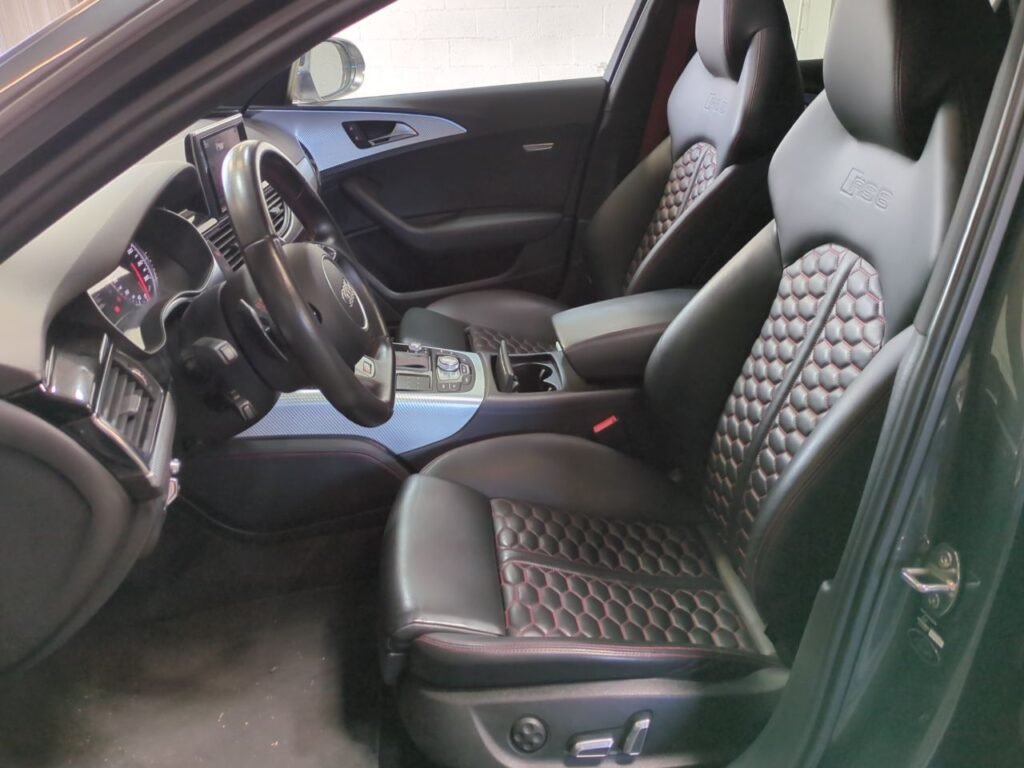 AUDI - RS6 AVANT PERFORMANCE V8 4.0 TFSI 605 QUATTRO TIPTRONIC 8