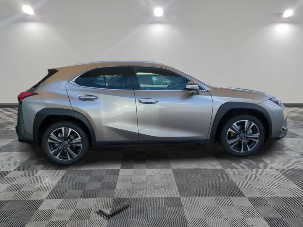 LEXUS - UX 250H 2WD PREMIUM EDITION