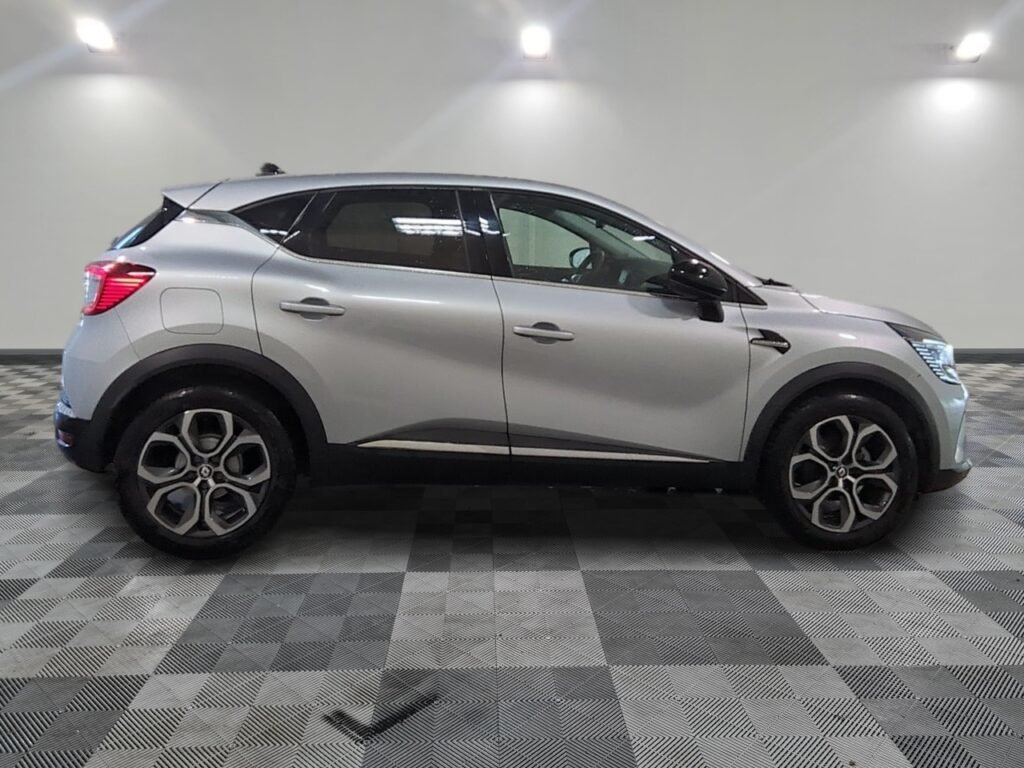 RENAULT - CAPTUR MILD HYBRID 140 TECHNO
