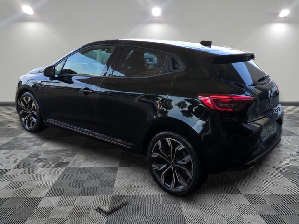 RENAULT - CLIO TCE 90 - 21N SL LUTECIA