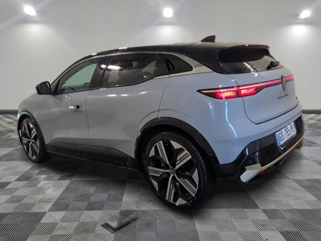 RENAULT - MEGANE E-TECH EV60 220 CH SUPER CHARGE ICONIC
