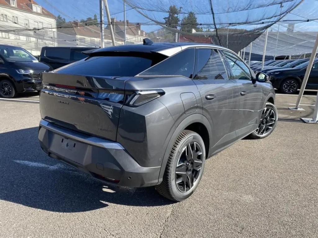 PEUGEOT 3008 III 1.2 HYBRID 145 ALLURE E-DCS6 NAV 360