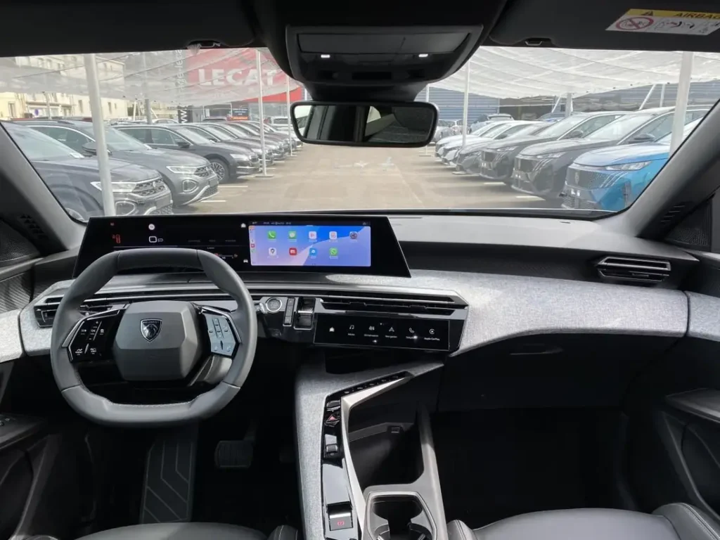 PEUGEOT 3008 III 1.2 HYBRID 145 ALLURE E-DCS6 NAV 360
