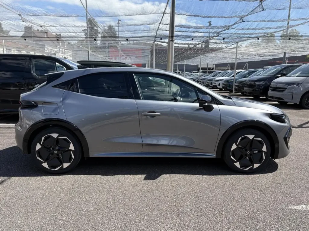 RENAULT CLIO VI