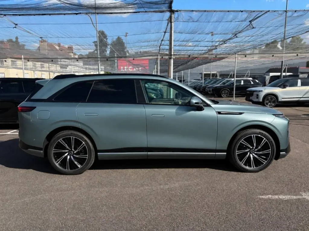 XPENG G9
